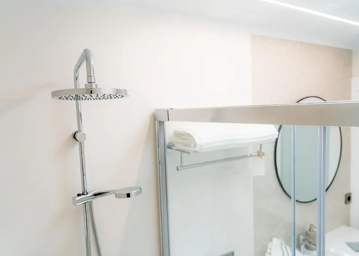 Mara Marina 4 فيلة