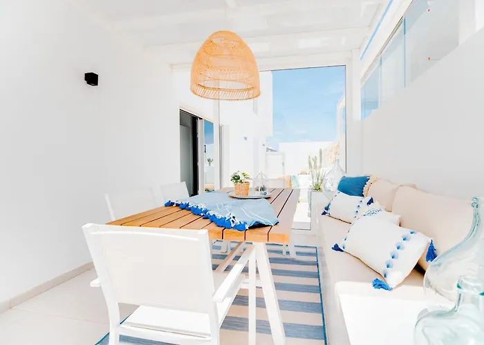 Mara Marina 4 فيلة *